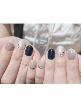 リクライニングチェアのあるサロン