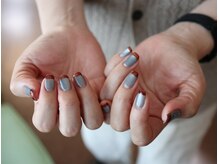 ドロップ(Drop)の雰囲気(上品なきらめきのマグネットネイル。ぜひ一度お試しください)