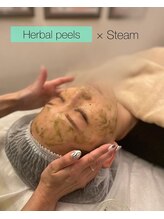 グラント(grant)/【ハーブピーリング】施術風景