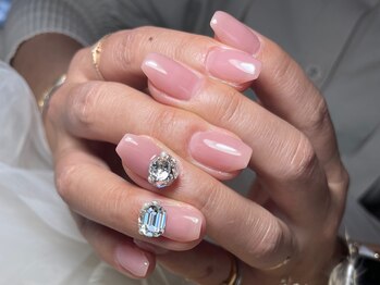 サロンドフォーエイチ(salon de 4H)/ブライダルネイルにオススメ☆