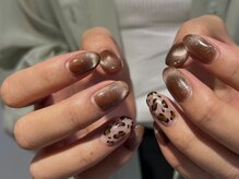 ネオリーブ ウリ(Neolive uri)/レオパードネイル