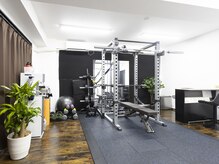 清潔感のある室内で完全個室で整体やトレーニングができます。