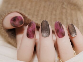 エムスラッシュ センター南(M.SLASH)/ニュアンスネイル