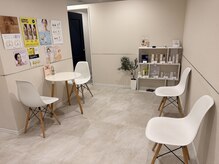 ヴィヴ 三島店(Vive)の雰囲気(サロン待合席です)