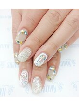 ネイリシャス(NAILICIOUS)/手描きパインモチーフ♪