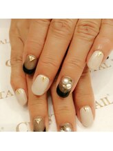 クリスタルネイル ボンベルタ橘店(CRYSTAL NAIL)/ワンカラー×フレンチネイル