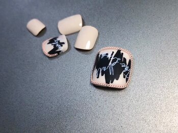 オーラリー ネイル アート メゾン(ORRERY nail art maison)/フット / ロゴネイル