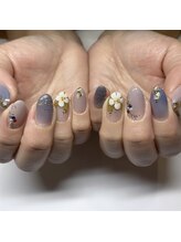 イーエムエー(e.m.a)/トラ柄ネイル