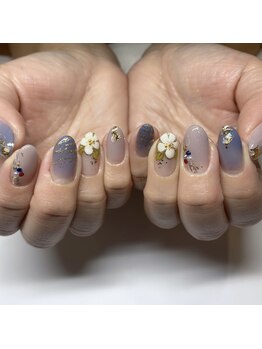 イーエムエー(e.m.a)/トラ柄ネイル