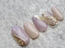 カトルナフ(quatre fois neuf)/モテカラーのアクセサリーネイル