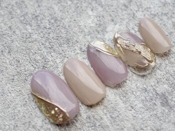 カトルナフ(quatre fois neuf)/モテカラーのアクセサリーネイル