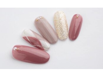 エムスラッシュアヴェダ 自由が丘(M.SLASH AVEDA)/トレンド冬ネイル
