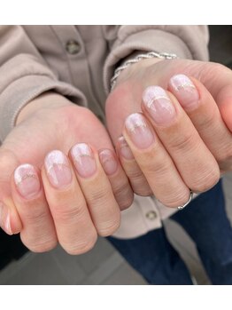 トータルサロン 白べぇーっ プラス/☆シンプルフレンチネイル☆