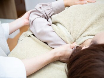深層リンパドレナージュサロン ふわり/【肩回りの筋肉をゆるめます】