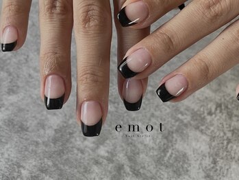 エモット(emot)/フレンチネイル