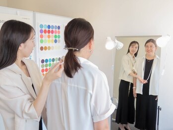 スタパト 池袋店の写真/《パーソナルカラー診断¥8800》あなたの魅力を最大限引き出す♪骨格診断/メイクレッスンとの組み合わせも◎