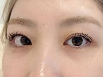 ヤエ(yae)の写真/【キープ力が自慢のサロン】キープ力＆持ちの良さに満足度◎丁寧なカウンセリングと技術で理想のお目元へ。