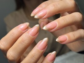 【個性】Vフレンチネイル