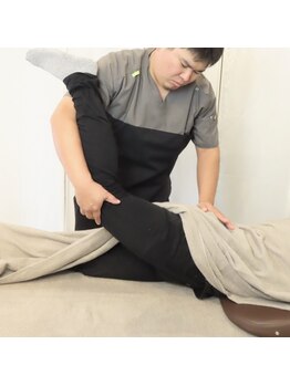 琉瑠整体院/腸腰筋ストレッチ