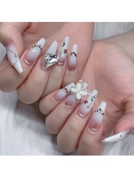 クイーンズビューティーサロン 歌舞伎町店(Queen's beauty salon)/チップ長さだしやり放題