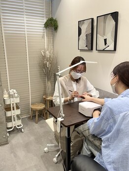 コントレイル(CONTRAIL)/スタイリッシュな個室空間