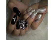 ビーネイル(8ee Nail)