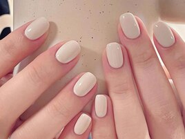 ワンカラー上品ネイル