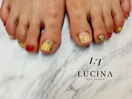 I-16 ボタニカルネイルフット