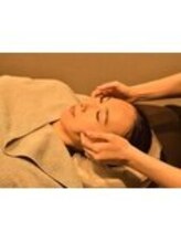 パウワウプレミアム 丸ビル店(POWWOW Premium)/大人気、小顔調整。