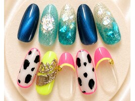 スペシャル定額￥8,499