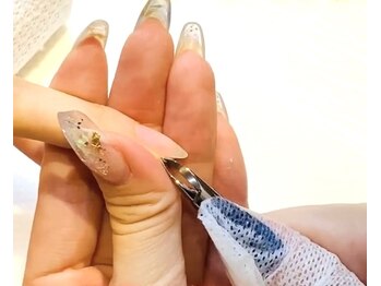 ハーティーネイル hearty nail 溝の口店の写真/【全メニューに追加◎】乾燥・手荒れの季節にぴったりな人気ケアメニューでよりネイルが映えるお手元へ！