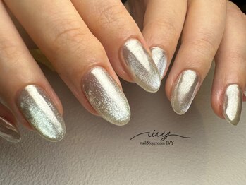 アイヴィー(IVY)/ミラーネイル