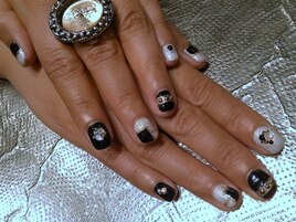 モノトーンボックスデザイン