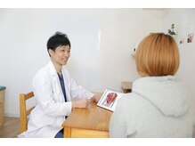 整体院ルーツケア/施術前にカウンセリングを実施！