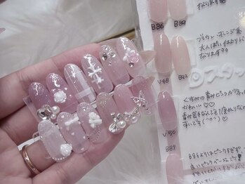 ビビットネイル 栄本店の写真/あなたの"推し"を指先に♪韓国ネイル,ガーリーネイルもお任せ!心がときめくデザインで毎日がもっと素敵に☆