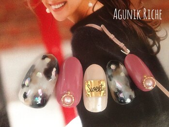 アグニークリッシェ(Agunik Riche)/【白べっ甲ネイル】