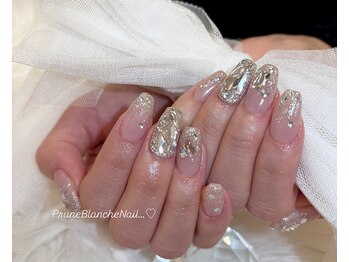 プリュネブランシュネイル(Prune Blanche Nail)/ブライダルネイルにオススメ