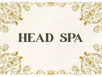 アオイ(AOI)/ヘッドスパ施術の様子