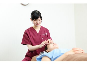さかえ鍼灸治療院 整体院の写真/【歴21年の凄腕院長が施術する美容鍼&鍼灸は結果重視!!】新規様限定価格で初めての方もお得に体験◎