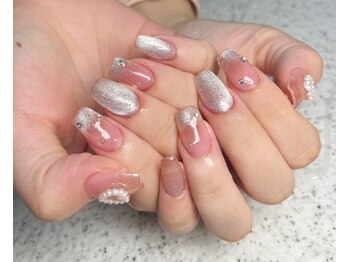 クイーンズビューティーサロン 新宿本店(Queen's beauty salon)/ チップ長さ出し10本+定額コース