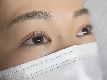 ベリス(Bellis)/ラッシュリフト