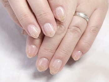 夏にぴったりラメグラデーション