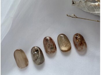 モニカ(MONICA)/ブラウンネイル×マグネット☆☆