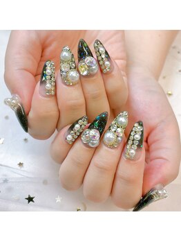 ちゅるん黒ラメグラ♪