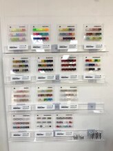 色がとても豊富です。カラーカードですので参考にしてください