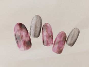 エムスラッシュ センター南(M.SLASH)/ニュアンスネイル