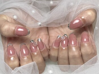 エマネイル プラス キハクヤ 本町店(EmaNail+KIHAKUYA)の写真/《パラジェル/フィルイン取扱い》手元が綺麗に見えるシンプルデザイン多数♪ワンホン/オフィスネイルが叶う