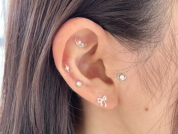 アトレ(Attrait)/耳ツボジュエリー