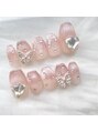 リッシュ トロワ(RICHE trois) かわいいデザインのネイルチップオーダーもたまわっております!