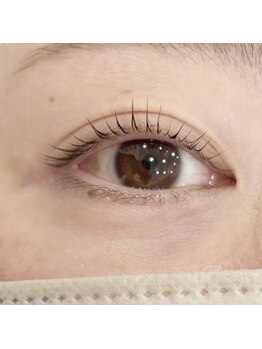 エルブリンク(elblink)/立ち上げすぎずナチュラルに
